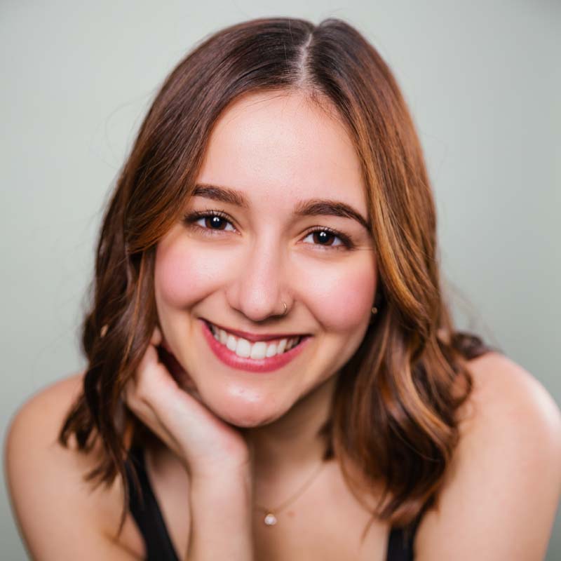 The Lesson Studio Vocal Instructor Elizabeth Aranda.